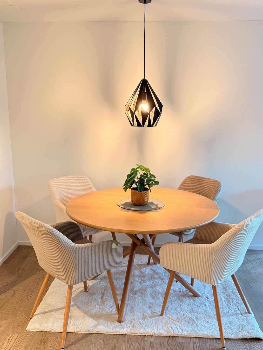 Lampade: Grosse lampe - gut qualitat – Usato da Zürich venduto da mag_tt9h