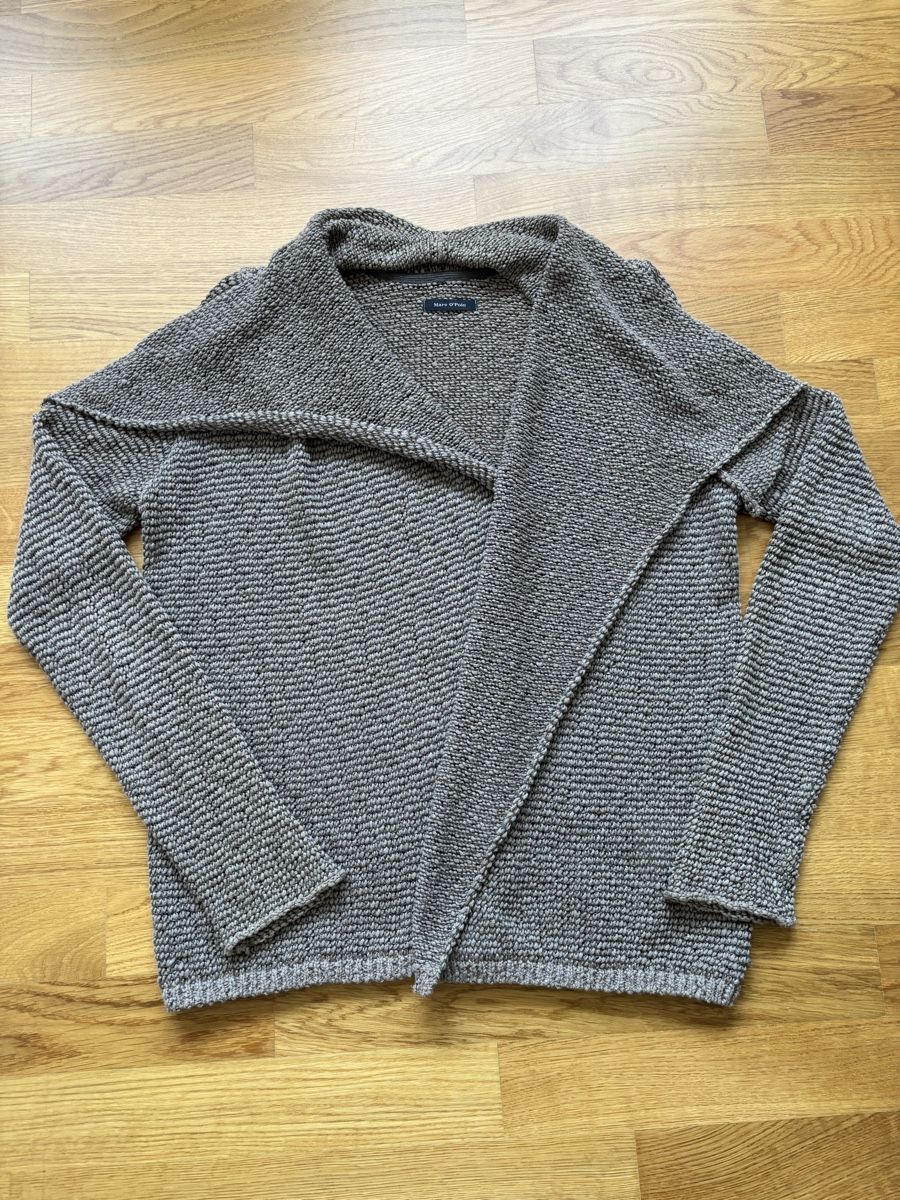 Pullover & Sweatshirts: Strickjacke – Neu (gemäss Beschreibung) aus Zürich von luc_hx6g