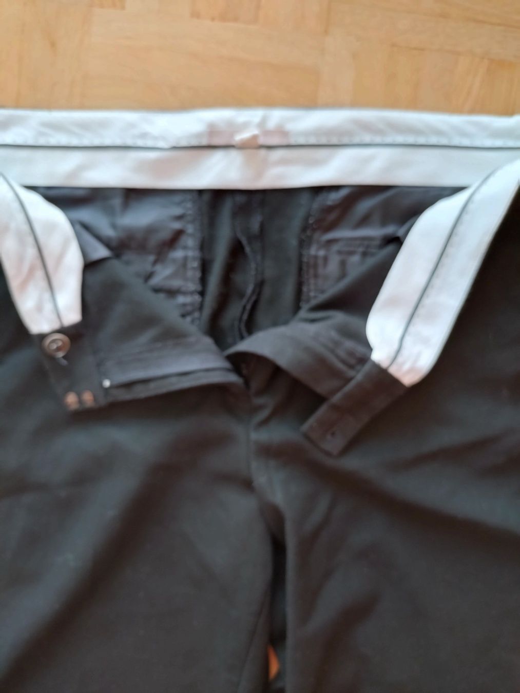 Esprit Pantaloni: Pantalon Esprits taille 40 – Usato da Genève venduto da mar_2kgm 2