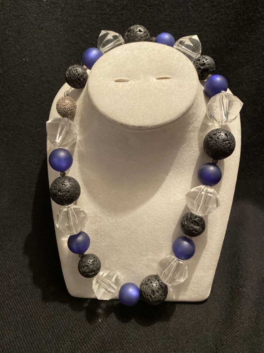 Catenine: Modeschmuck Kette mit Lava Steinen – Usato da Dübendorf venduto da cchiarello