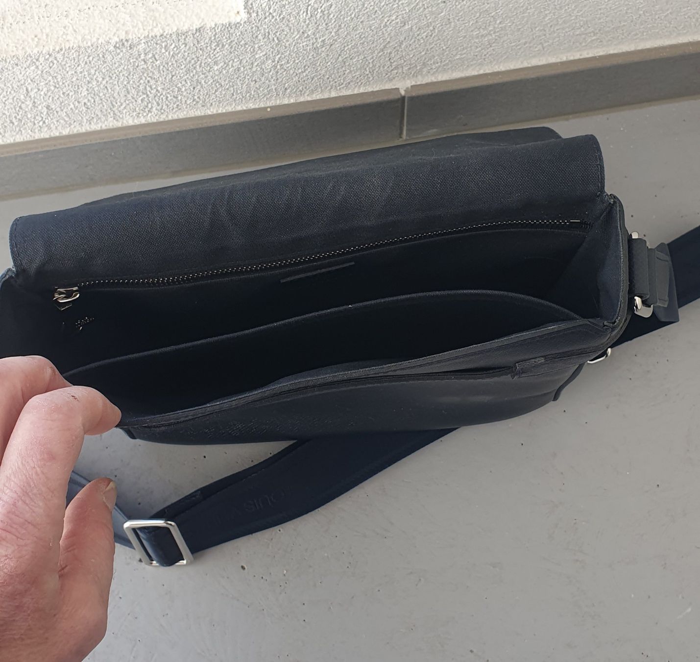 Louis Vuitton Sacs: Sac Louis Vuitton Messenger – D'occasion à Servion par meno999 7