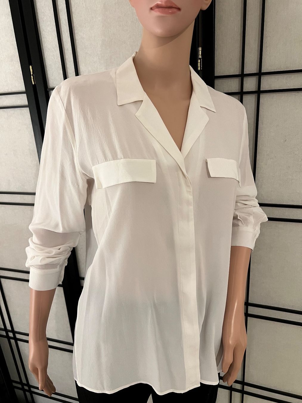 Sandro Camicette: Sandro Bluse Seide und Polyester, Grösse 2 – Usato da Bergdietikon venduto da pinkerton13 1