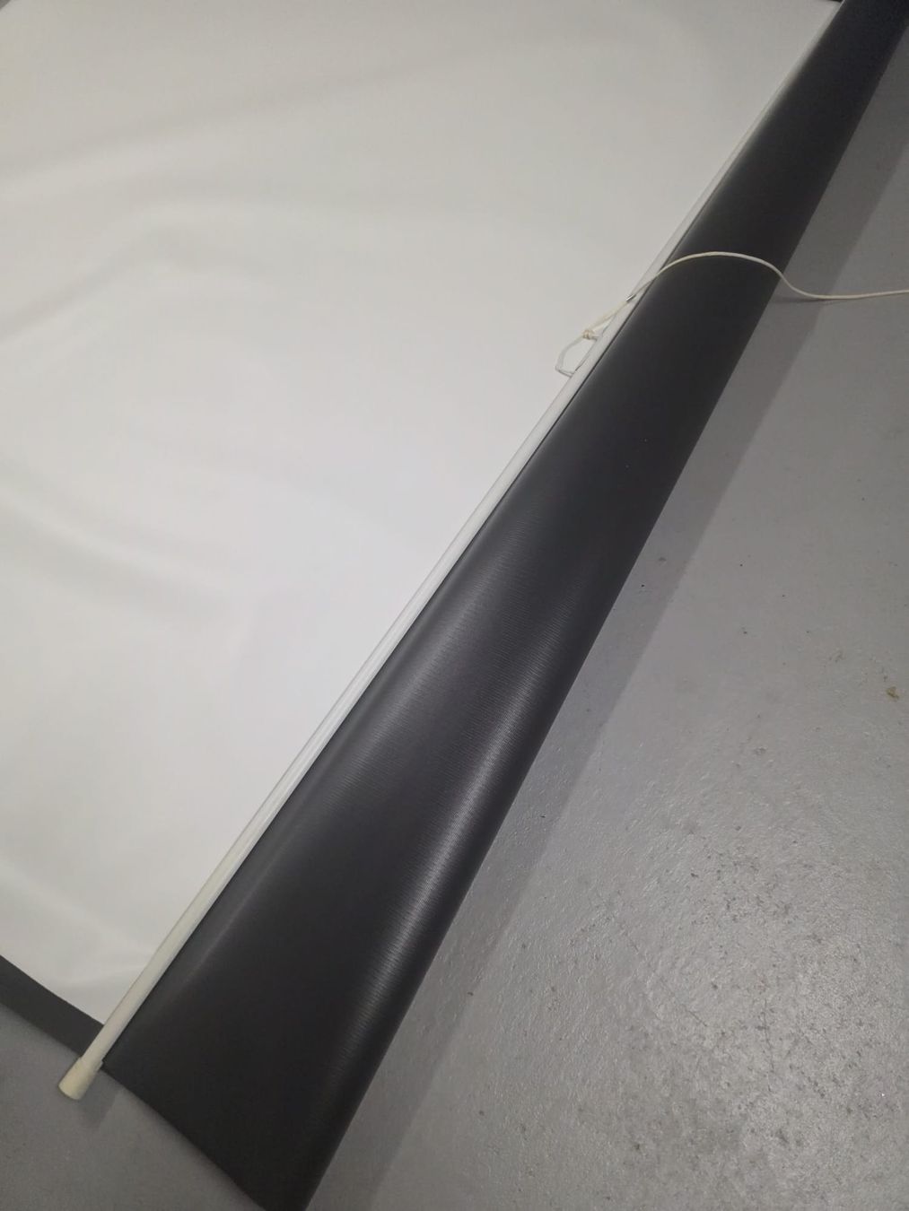 Home Cinema: leinwand für Beamer 2x2m – Usato da Büsserach venduto da Divina86 3