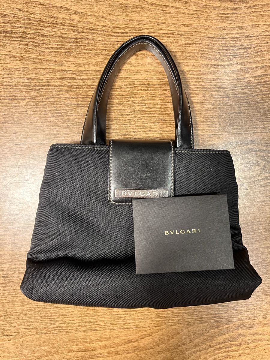 Bulgari Borse da donna: Bulgari small black handbag – Usato da Ponte Capriasca venduto da Kristine87