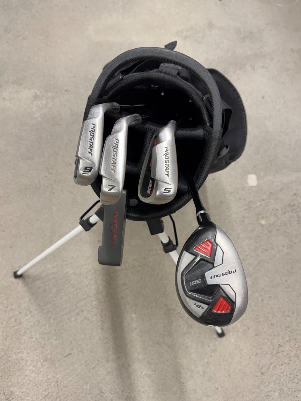 Wilson Clubs & Sets: Wilson Golf Set Migros / links – D'occasion à Zug par Simone 1