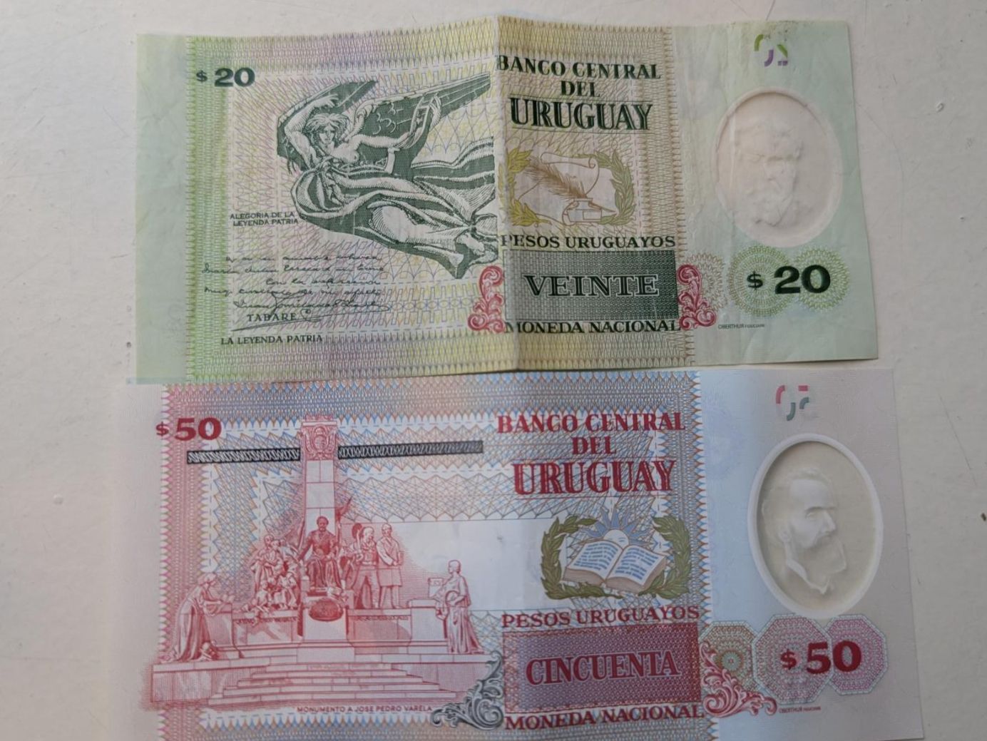 Banconote: Uruguay banknotes – Usato da Porrentruy venduto da jmbechir