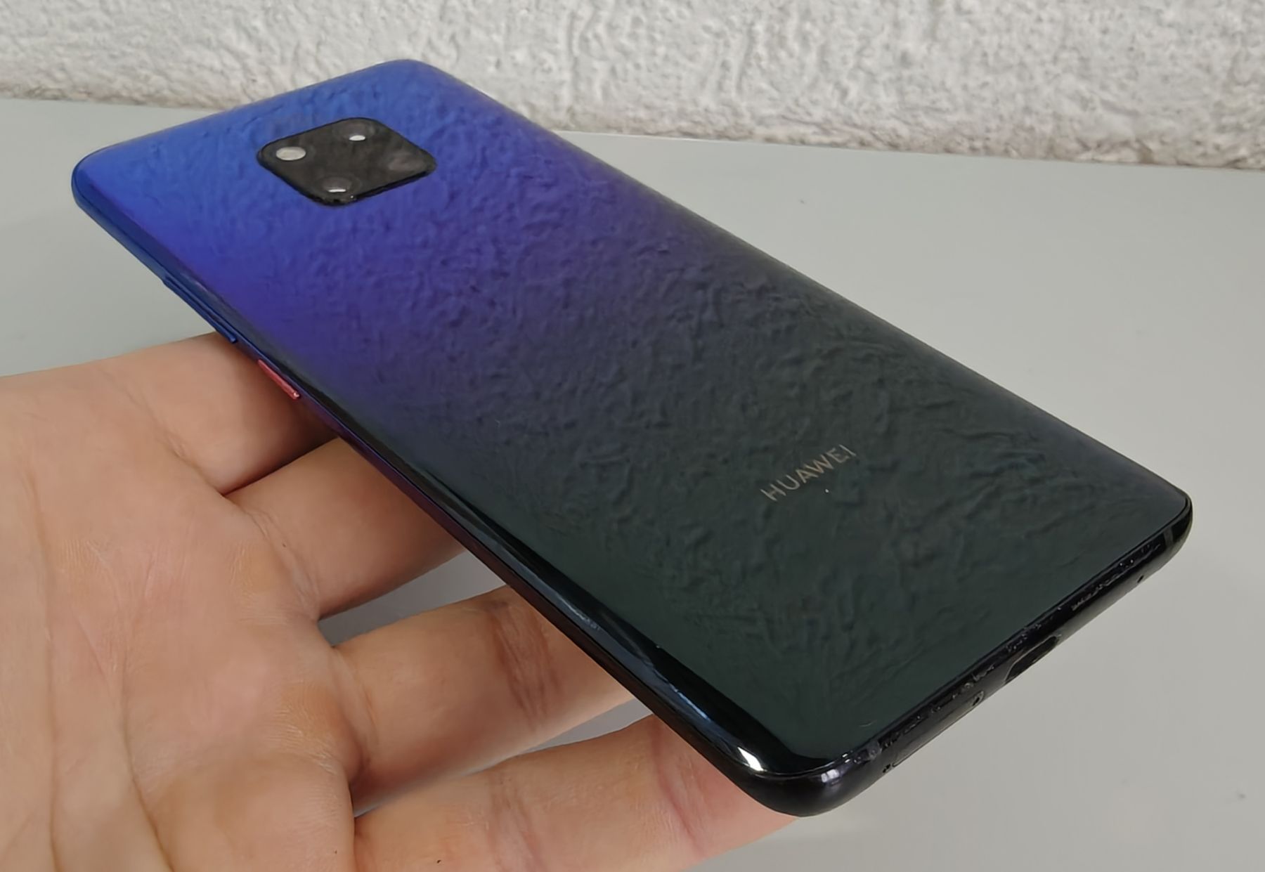 Huawei Telefoni cellulari / Smartphones: Huawei Mate 20 Pro im Orginal Verpackung. – Difettoso da Ehrendingen venduto da Rocky985 1