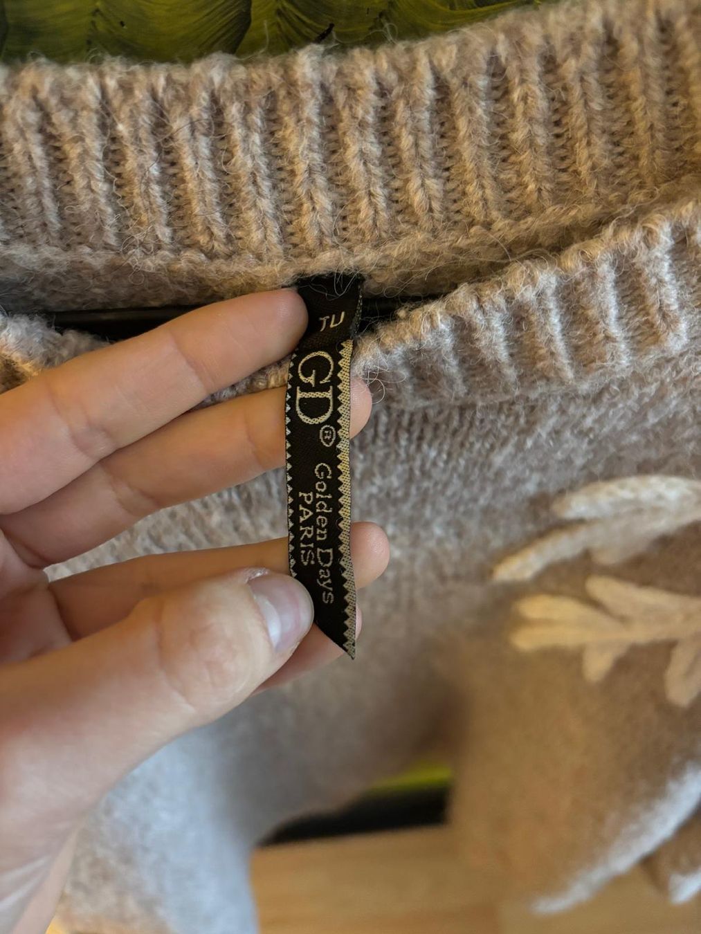 Maglioni & Felpe: Warmer Strickpullover mit Blumenmuster, Grösse M – Usato da Bülach venduto da reaos 2