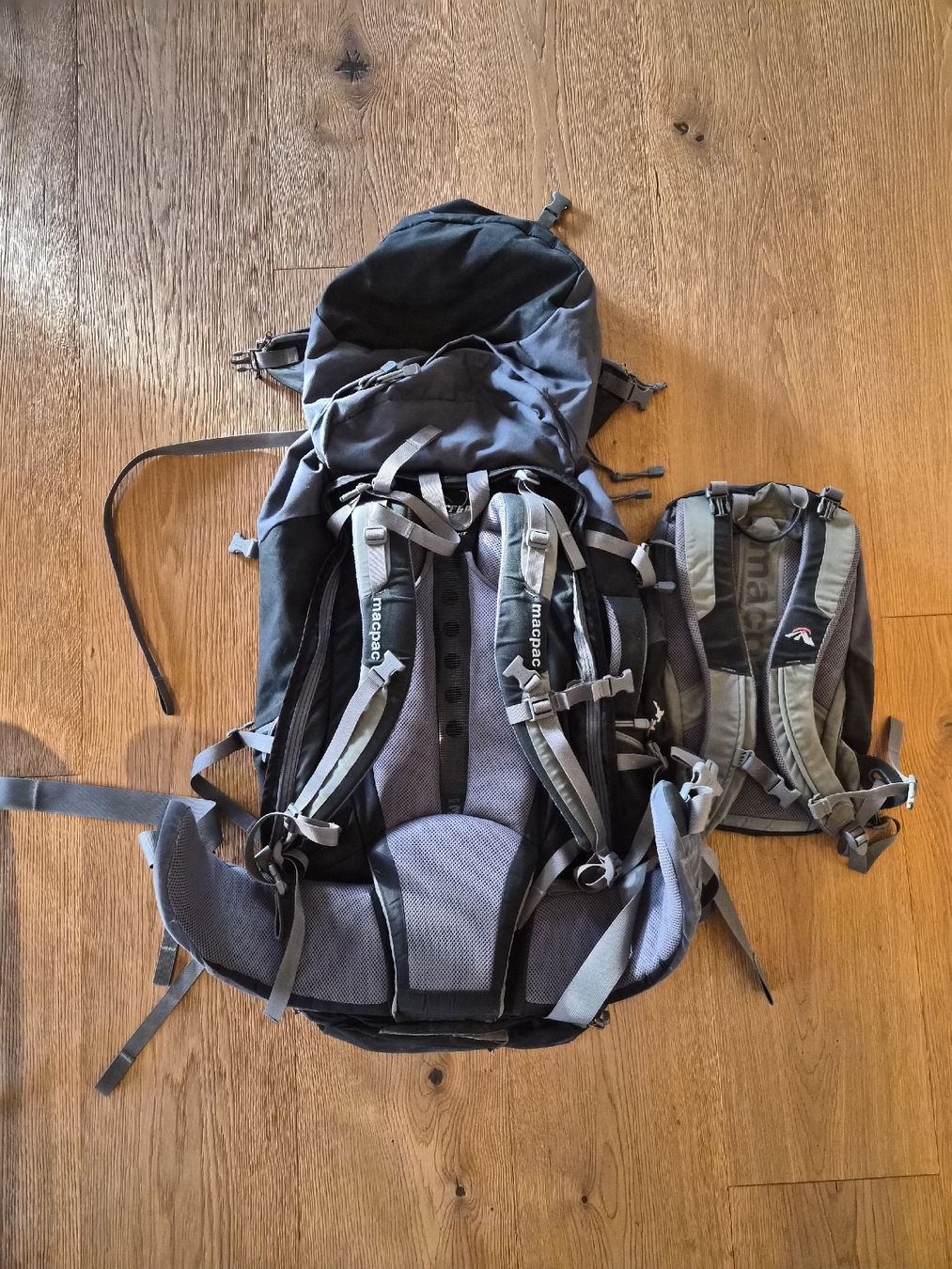 Macpac Zaini: Macpac Rucksack (85), Grösse 3 – Usato da Aeugst am Albis venduto da Lapirata76 3