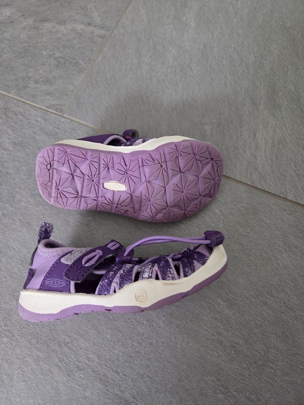 Scarpe per ragazze: Badesandalen – Usato da Lommiswil venduto da Blusti 1