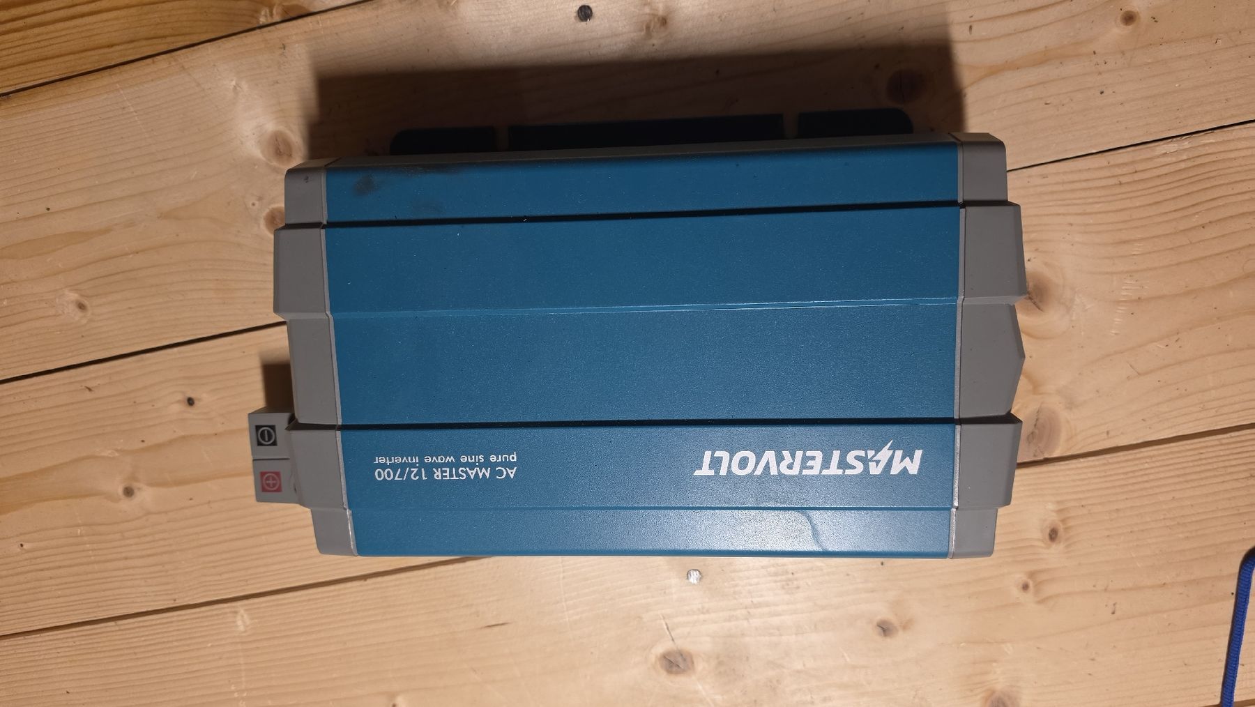 Inverter: Mastervolt Wechselrichter AC Master 12/700 – Usato da Hausen am Albis venduto da M.Kurz