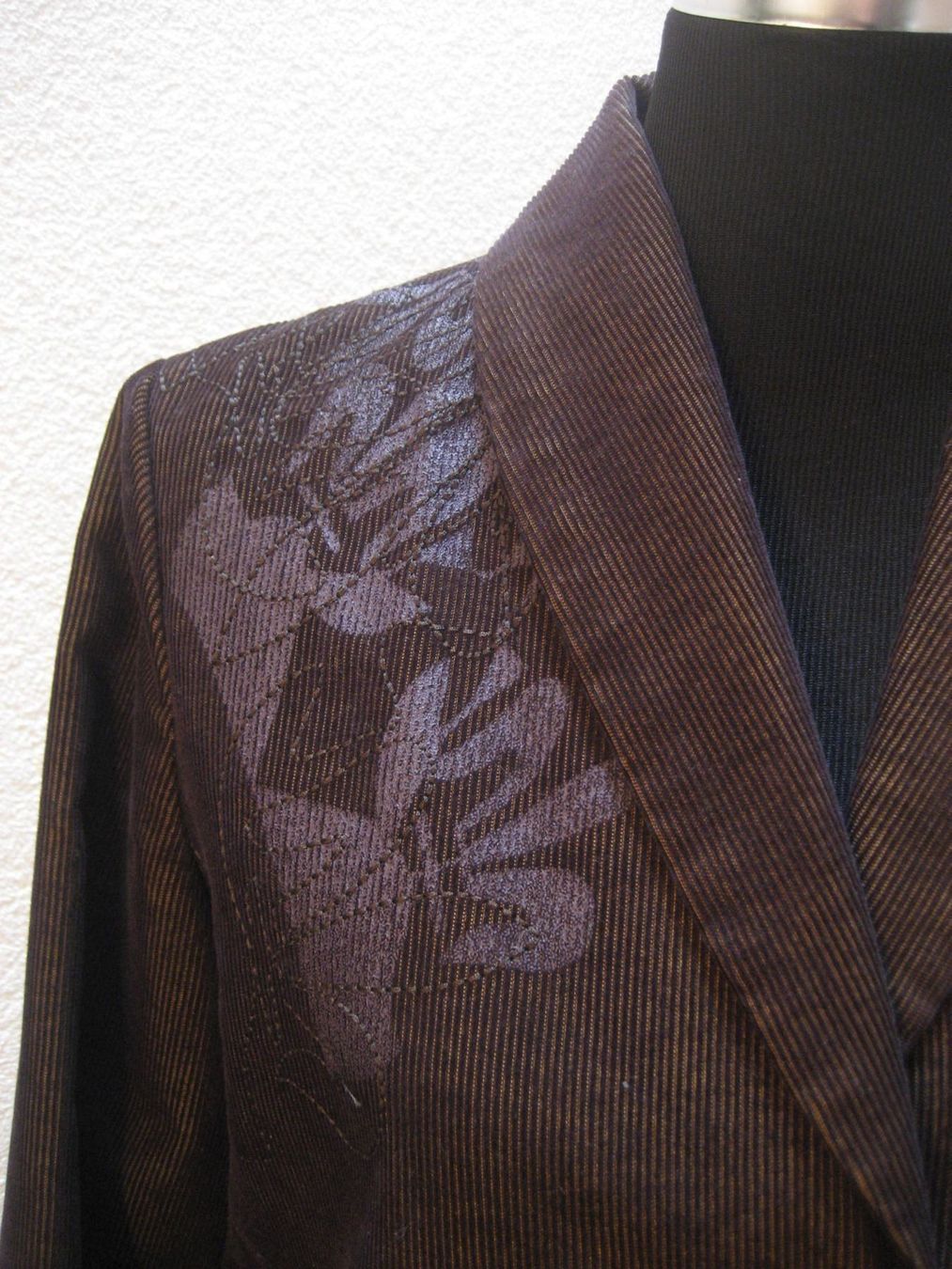 Giacche: Veste Cappuccino taille 38-40, neuve – Nuovo e nell'imballaggio originale da Delémont venduto da marryb 1