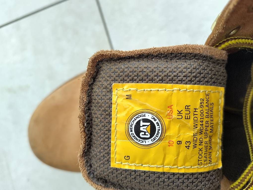 Caterpillar Scarpe da uomo: Chaussures caterpillar 43 – Usato da Petit-Lancy venduto da chevalier 2