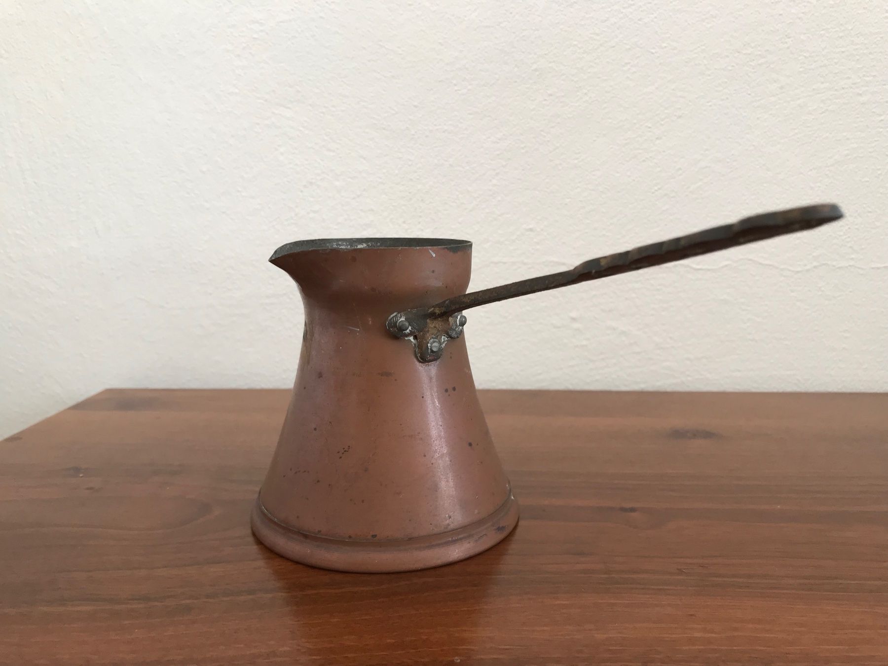 Pfannen: Trois ustensiles de cuisine anciens – Gebraucht aus Villeneuve VD von sim_q5hp 5