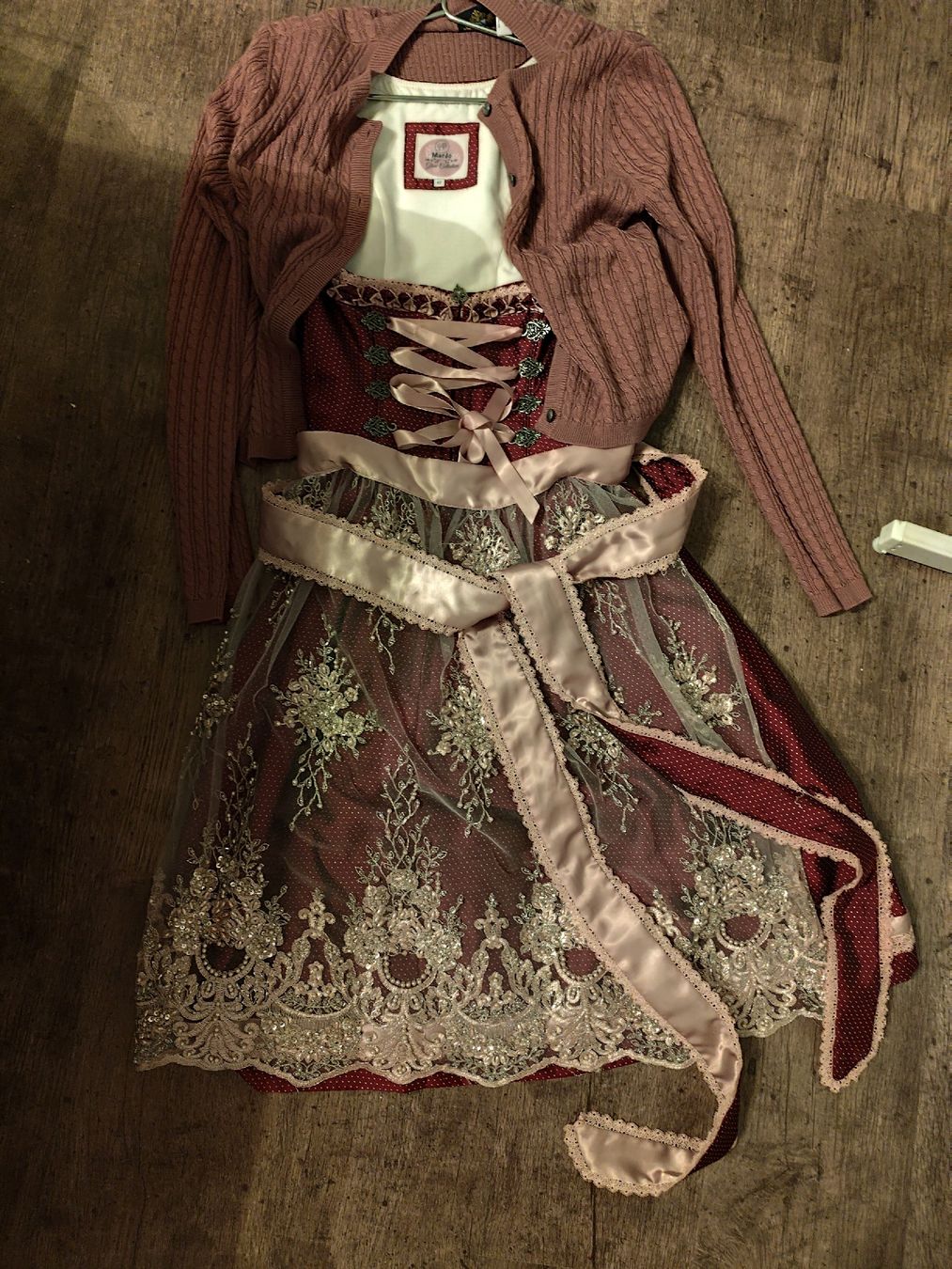 Vestiti: Dirndl MarJo Glow Collection mit Strickjacke  – Nuovo (secondo la descrizione) da Ramsen venduto da con_2ymg