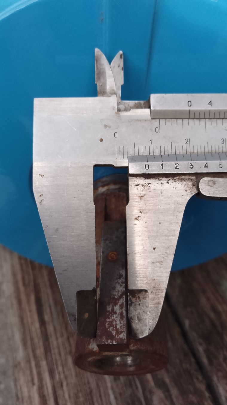 Motori: Drehstrommotor Ansaldo, 1.2kW – Usato da Gretschins venduto da Gisi7 3