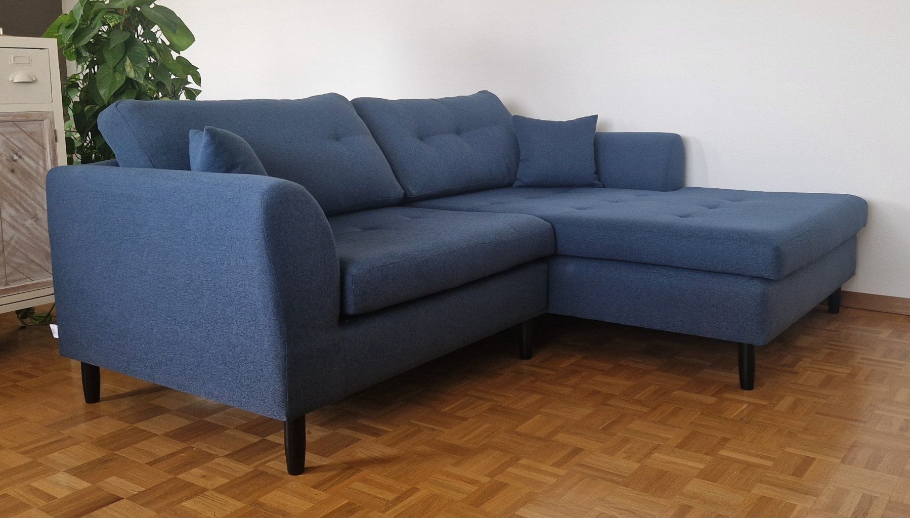 Divani: Ecksofa Stoff blau Sitzmöbel guter Zustand – Usato da St. Gallen venduto da h2ovin 4