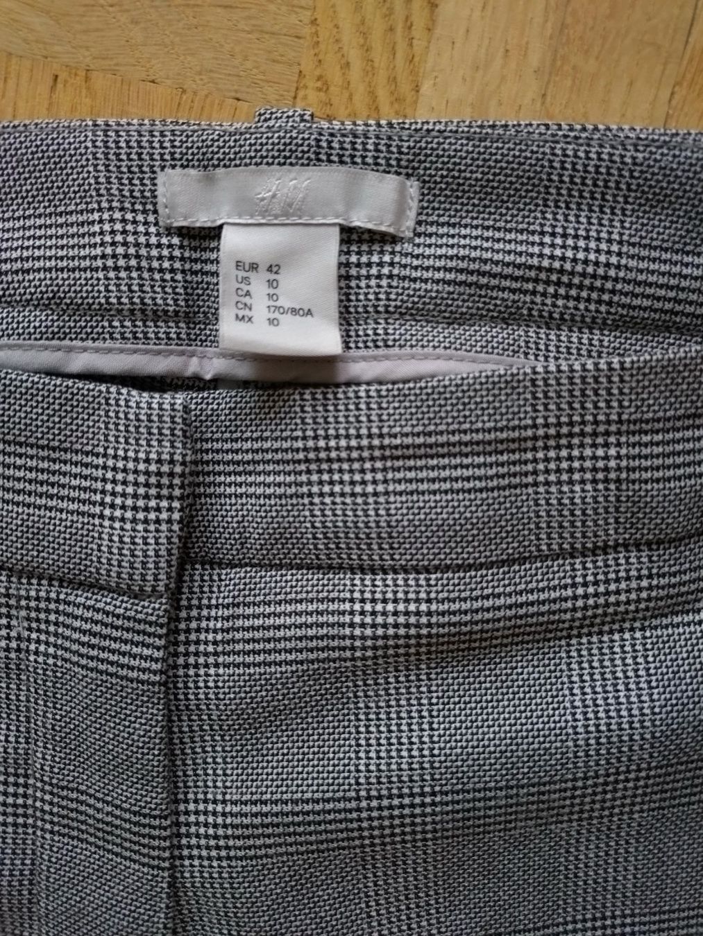 H&M Pantaloni: Pantalon H&M taille 40 – Usato da Genève venduto da mar_2kgm 1