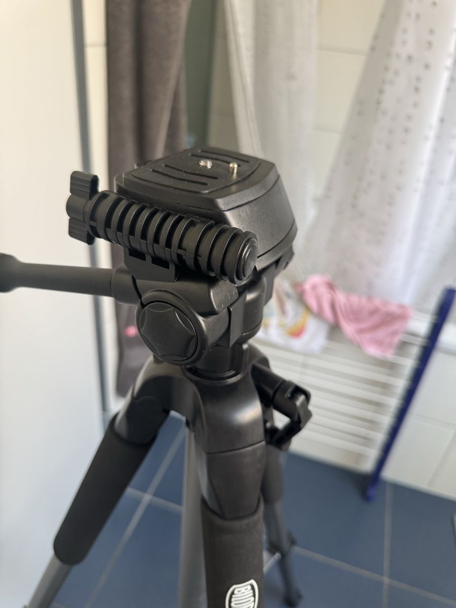 Canon Fotocamera: Canon EOS 700D Set mit Objektiven, Stativ und Tasche – Nuovo (secondo la descrizione) da Würenlos venduto da kik_xyw6 9