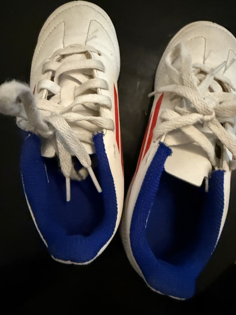 Adidas Scarpe da uomo: Adidas (Deportivo)  – Usato da Vésenaz venduto da rut_pl8d 2