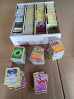 Konvolut Sammelkarten Pokemon Karten Box ca. 400 Stk.