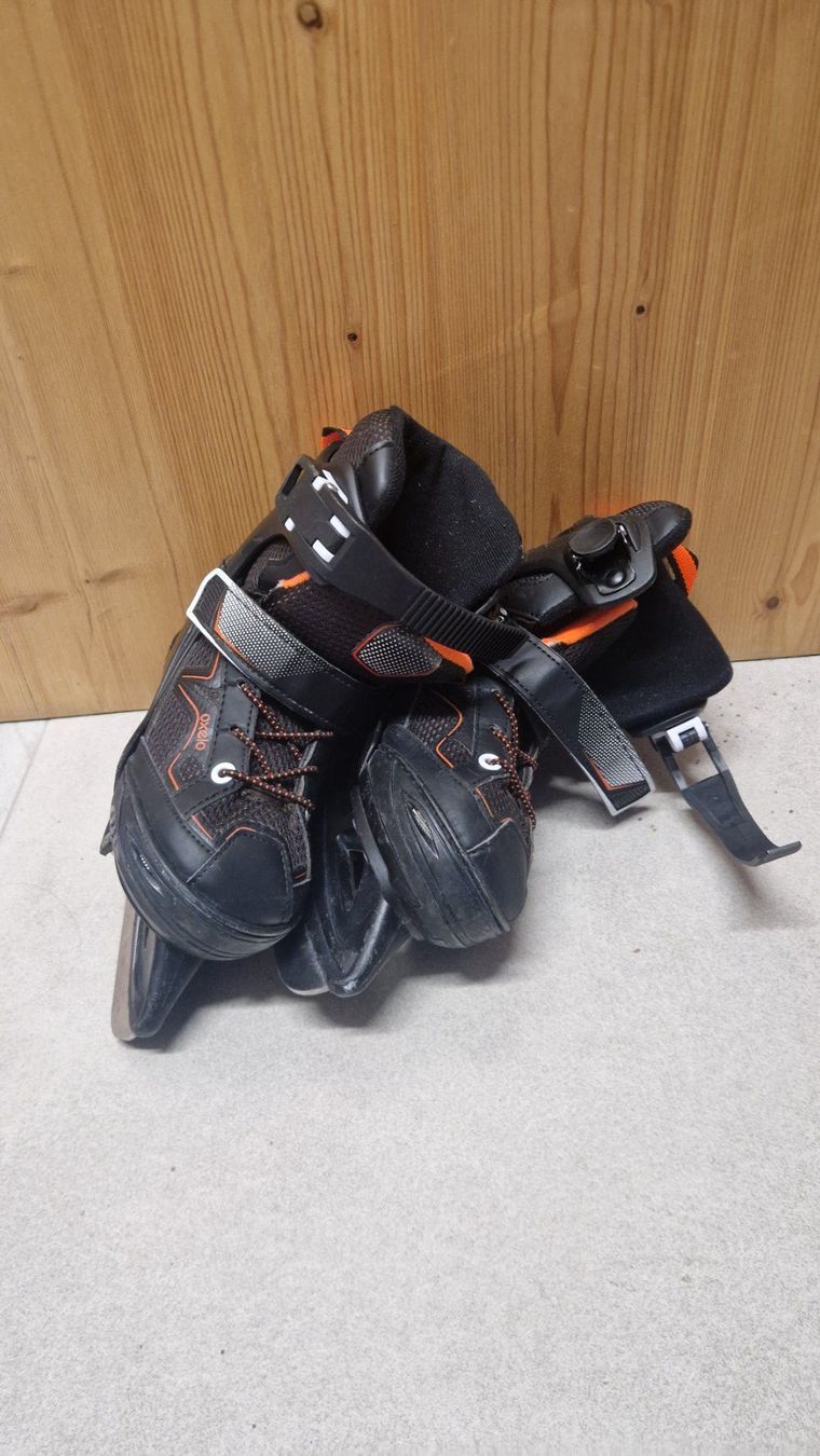 Pattini da ghiaccio: Schlittschuhe – Usato da S. Carlo GR venduto da hb9tvm 2