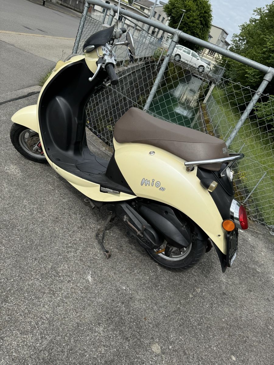 Sym Scooter: Sym Mio 50 Kleinmotorrad 45km/h – Usato da Spreitenbach venduto da Schumacher 1