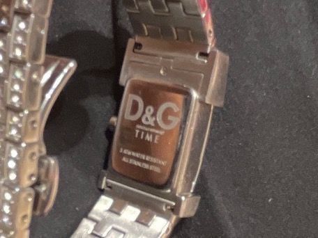 Dolce & gabbana time 3 atm water resistant all stainless best sale steel