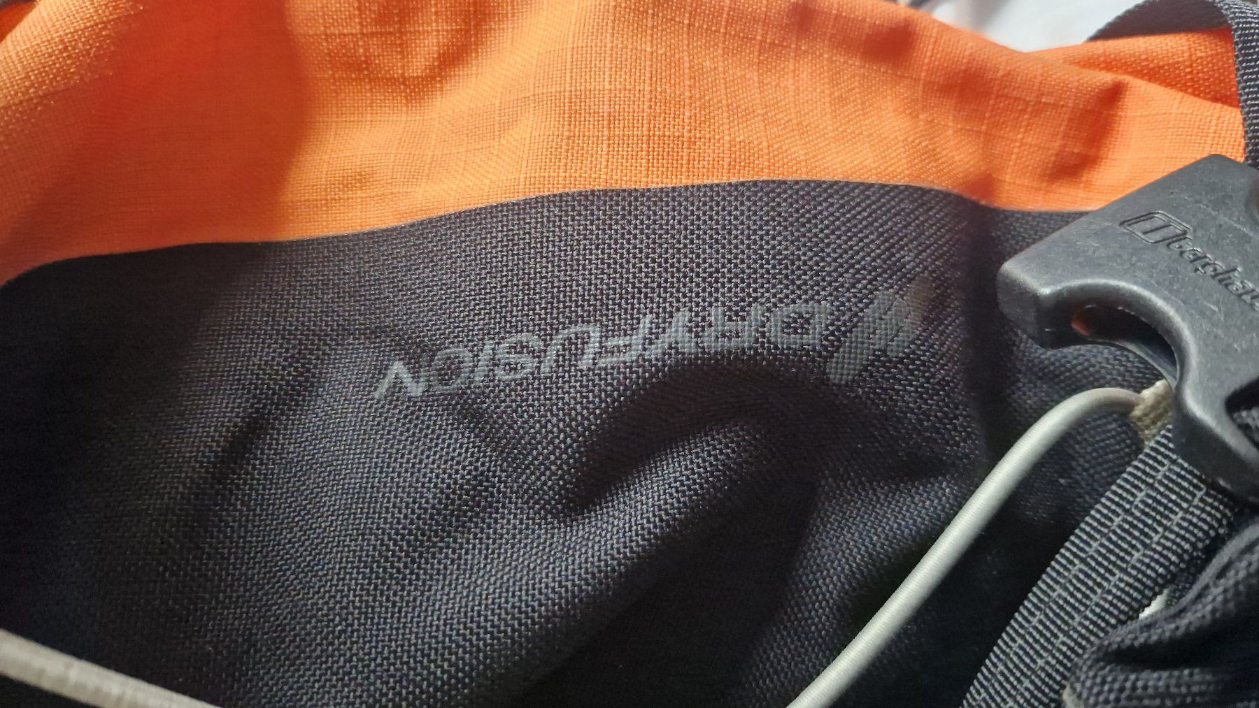 Berghaus Zaini: Rucksack Berghaus EXTREM CRAIG 45+15 – Usato da KREUZLINGEN venduto da sma_c5fz 6