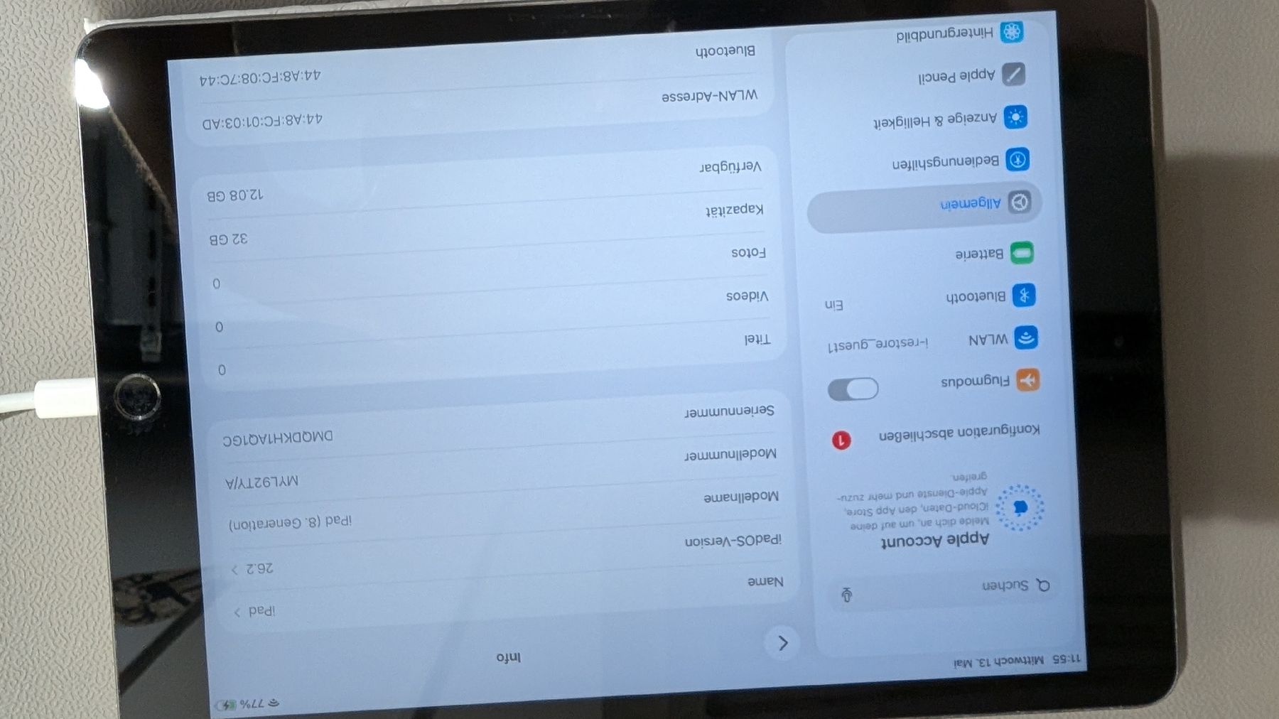 Apple Tablet PC: ipad 8th gen 32GB blk. gebraucht – Gebraucht aus St. Gallen von MSRWSR 2