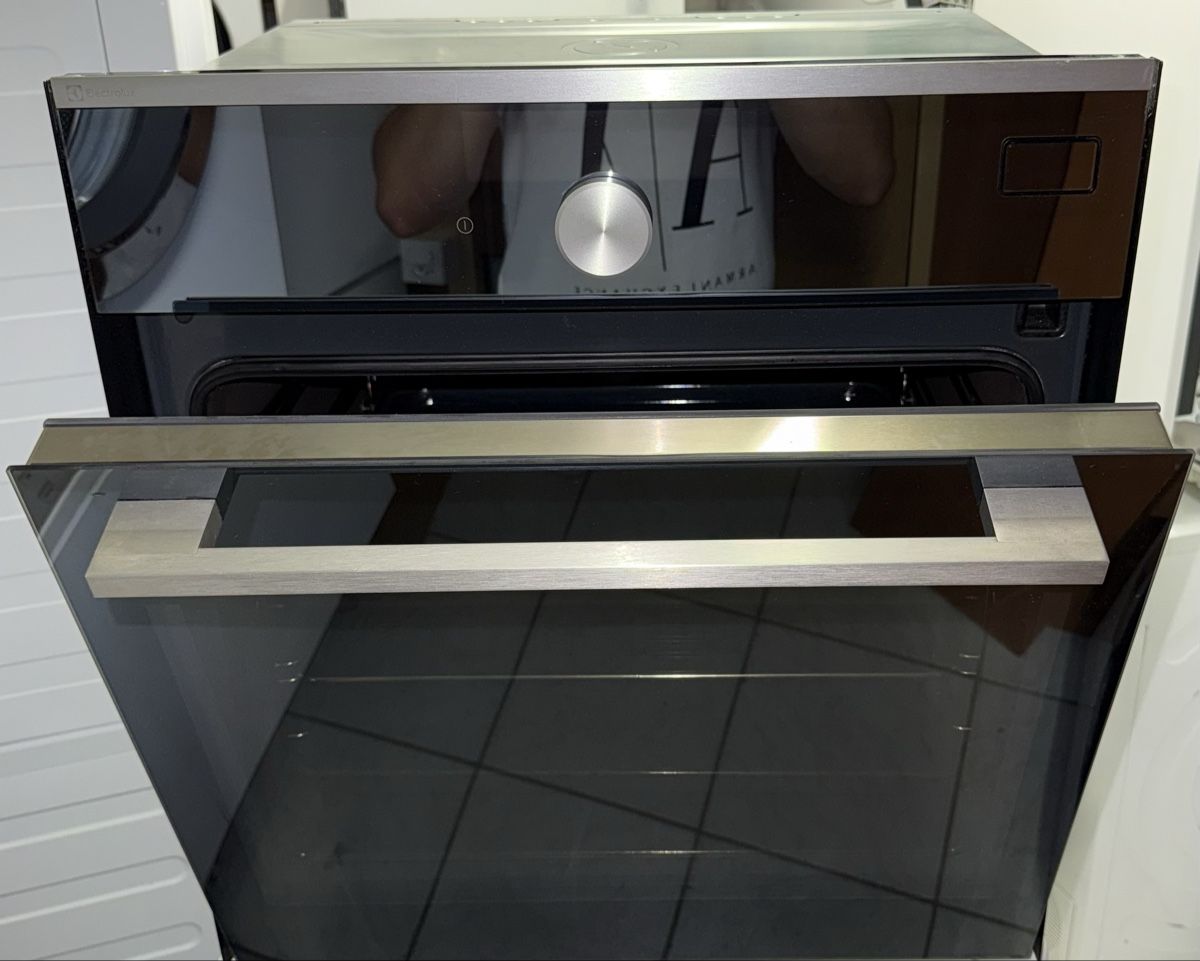 Electrolux Forni: Electrolux Combi Steamer 60 Cm A++ EU Norm Bj:2022 – Nuovo (secondo la descrizione) da Kilchberg ZH venduto da Rei_9 3