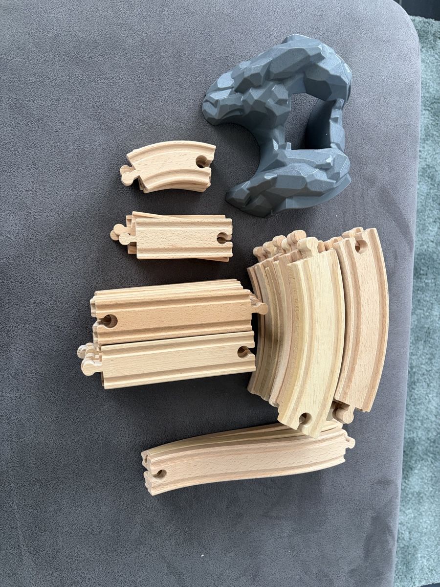 Brio Spielzeuge: Brio Holzeisenbahn Set – Gebraucht aus Pfyn von Tomi270 3