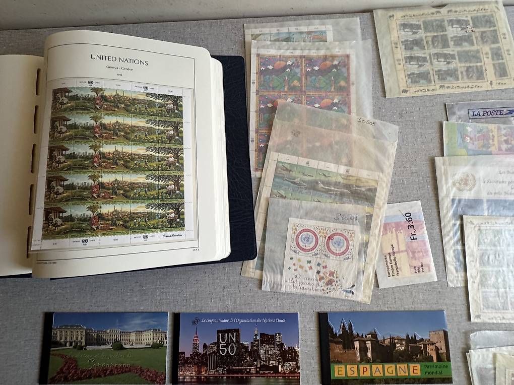 Tutti i francobolli: Lot de timbres  – Nuovo e nell'imballaggio originale da Bernex venduto da siral05 2