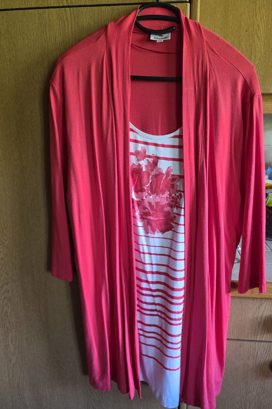 Blusen: Schönes Shirt – Neu (gemäss Beschreibung) aus Schönried von Gti89