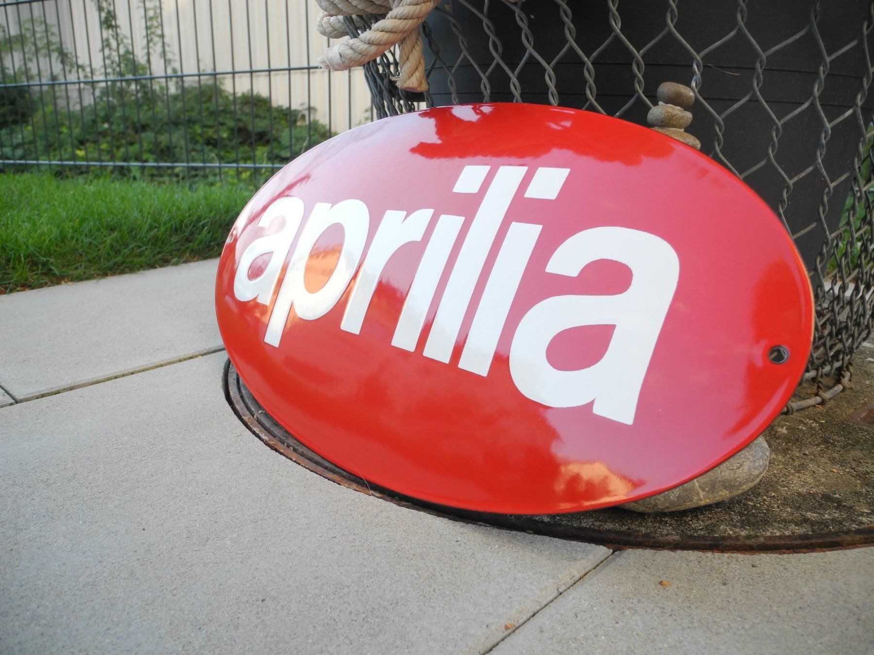 Aprilia Insegne: APRILLA EMAILSCHILD – Nuovo (secondo la descrizione) da Reinach AG venduto da Huckleberrysix 2