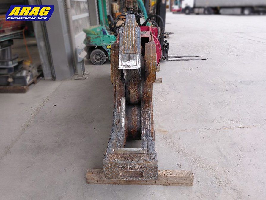 Tutti gli attrezzi: CMB CR410E Stahlschere – Usato da Hasle LU venduto da Arag08 2