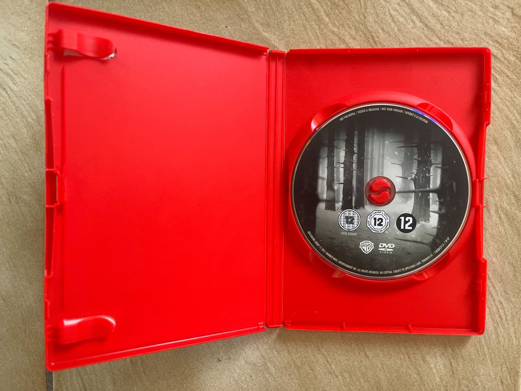 Alle DVDs: DVD Le Chaperon Rouge en français – Gebraucht aus Vernayaz von Darkfrost 2