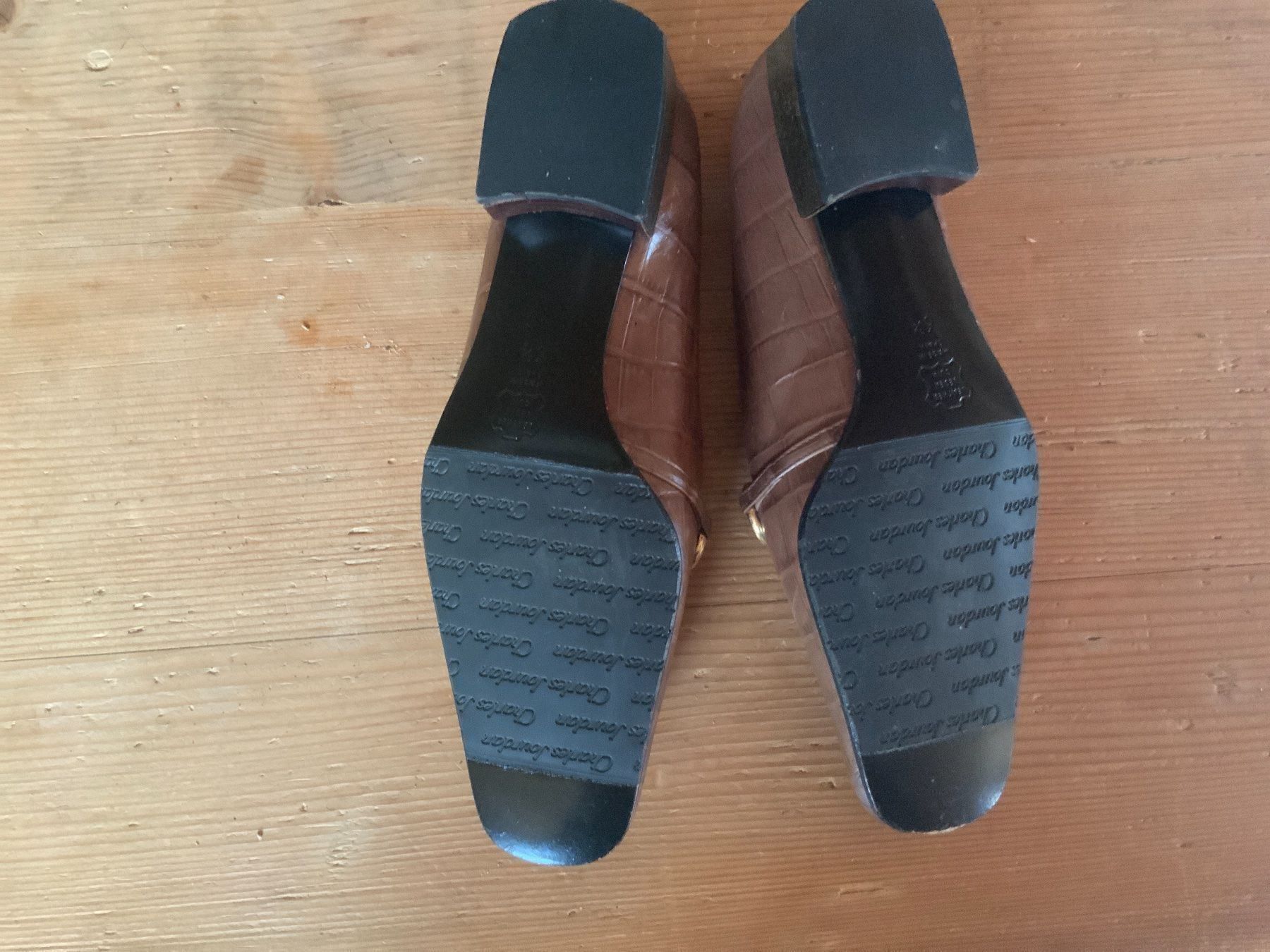 Scarpe da donna: Schuhe Charles Jourdan Gr. 6 1/2 – Usato da Nesslau venduto da Giga257 1