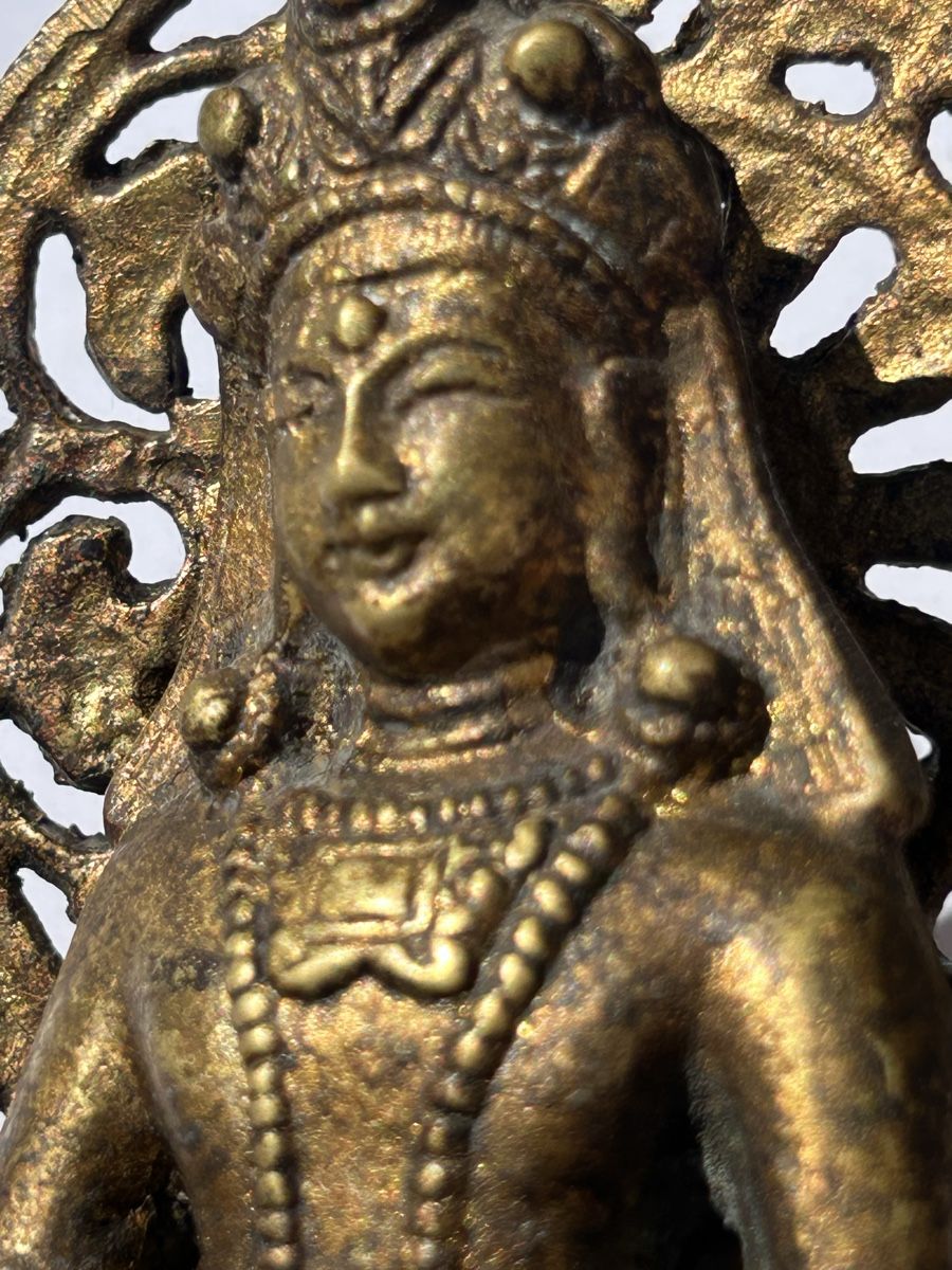Skulpturen & Statuen: Buddha-Statue aus Metall – Gebraucht aus Losone von del_yh97 3