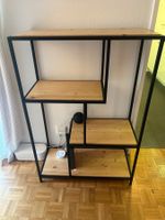 Modernes Regal im Industrie-Look | Holz & Metall