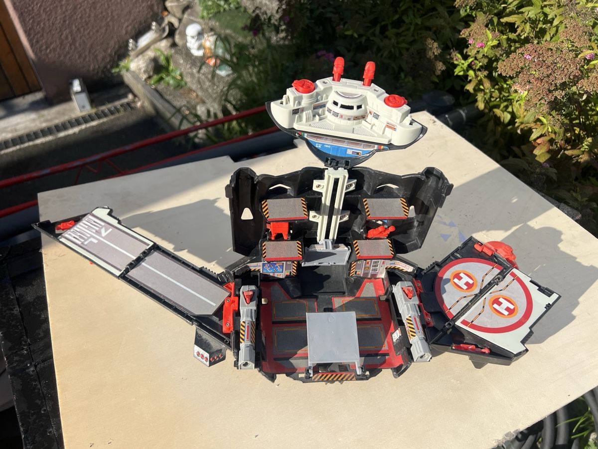 Giocattoli: Batman ShadowTek vintage Spielzeug – Usato da Nänikon venduto da Flipperbar 2