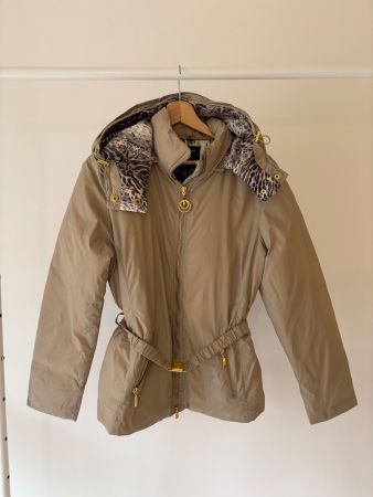 Veste doudoune beige avec ceinture Taille M Cavalli
