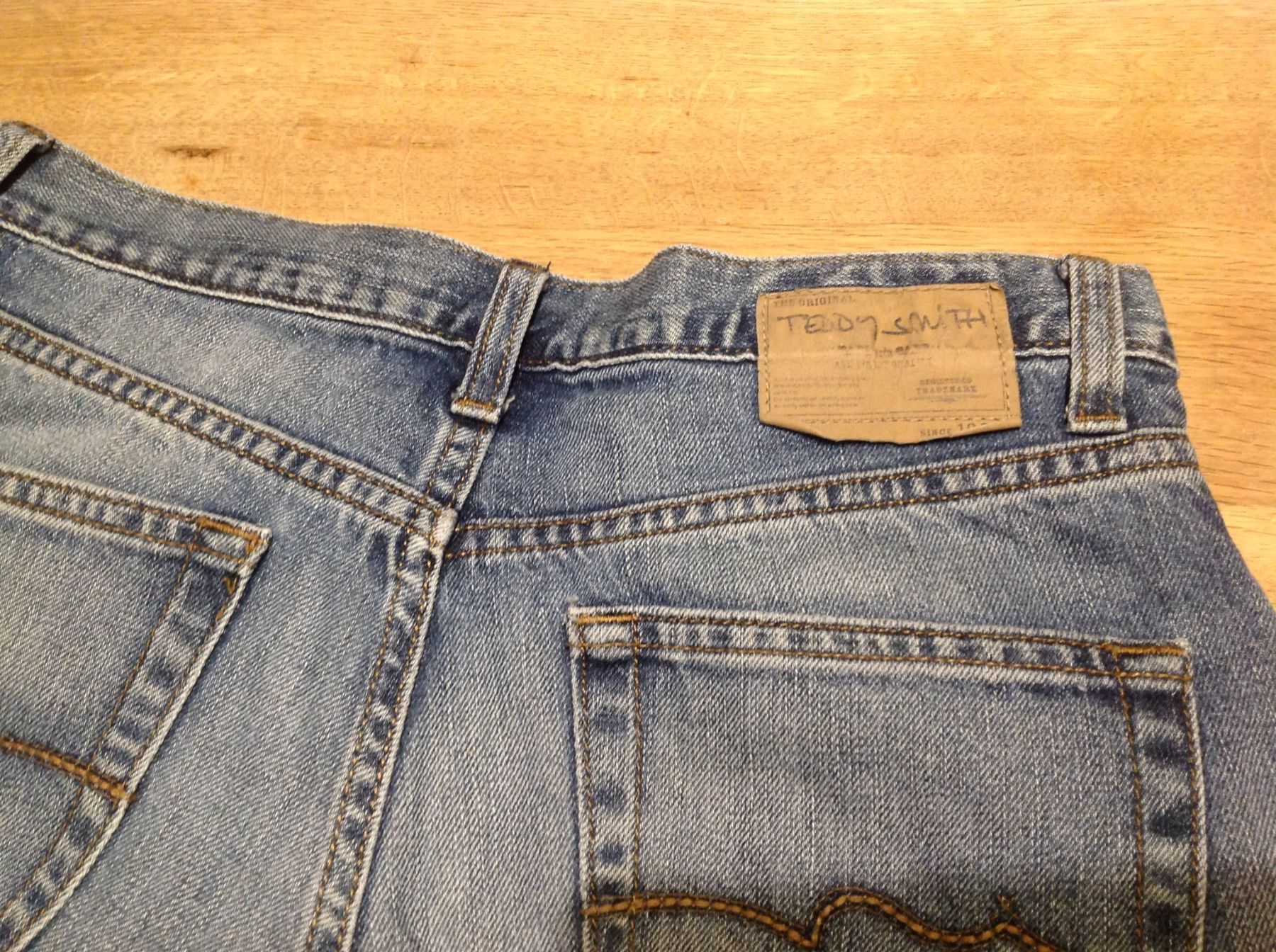 Jeans: Magnifique Jeans Teddy Smith taille 16 ans – Gebraucht aus Genève von pilarina 4