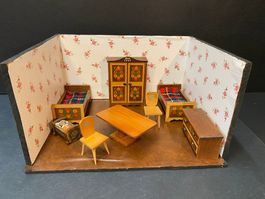 Vintage Puppenstube, Puppenhaus mit 8 Tlg. Puppenhausmöbel