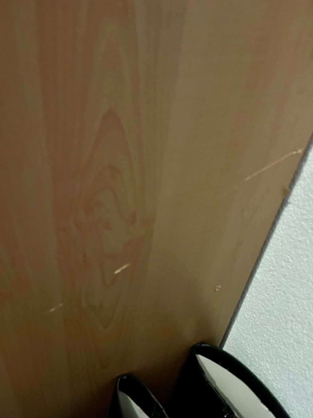 Armadi: Kleiderschrank – Usato da Moosleerau venduto da MiBan 4