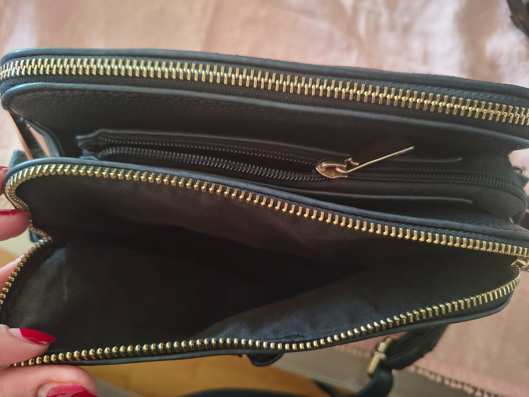 Borse da donna: Schwarze Handtasche, neuwertig, echt Leder! – Nuovo (secondo la descrizione) da Greifensee venduto da Beautyisforever 4