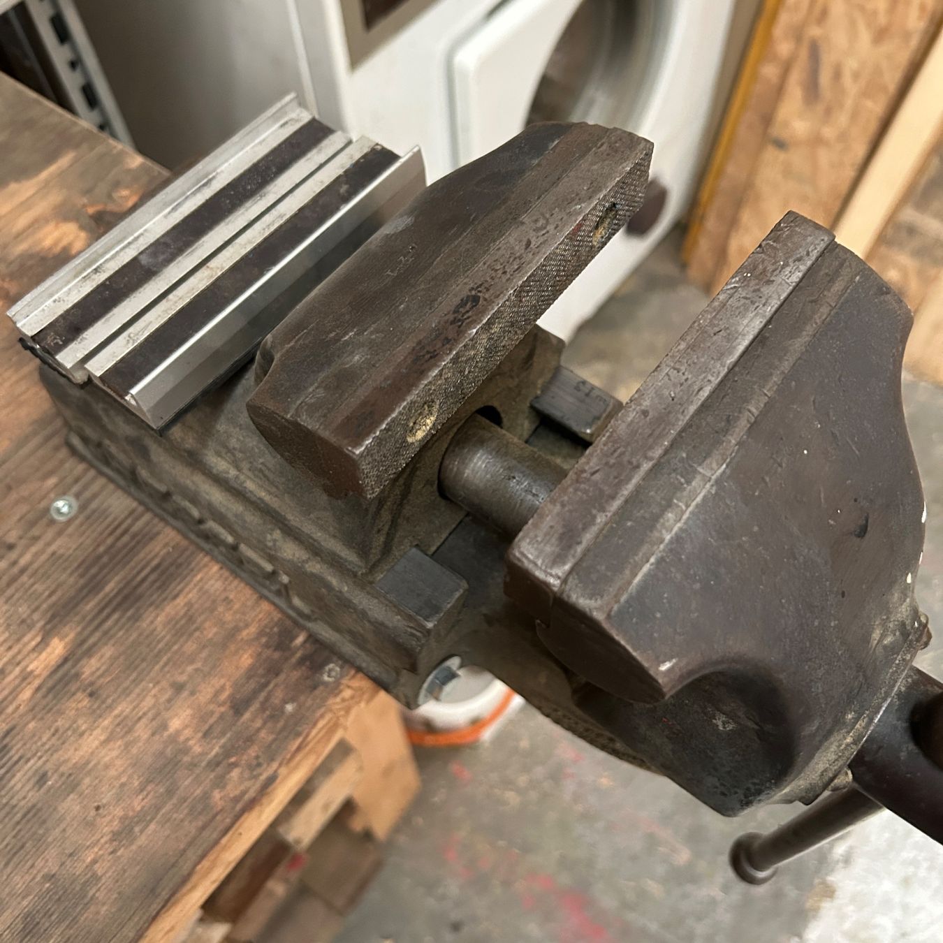 Gressel Tous les outils: Kleiner Gressel Schraubstock 125 mm mit Gummi Backen – D'occasion à Untersiggenthal par sinamoll 2