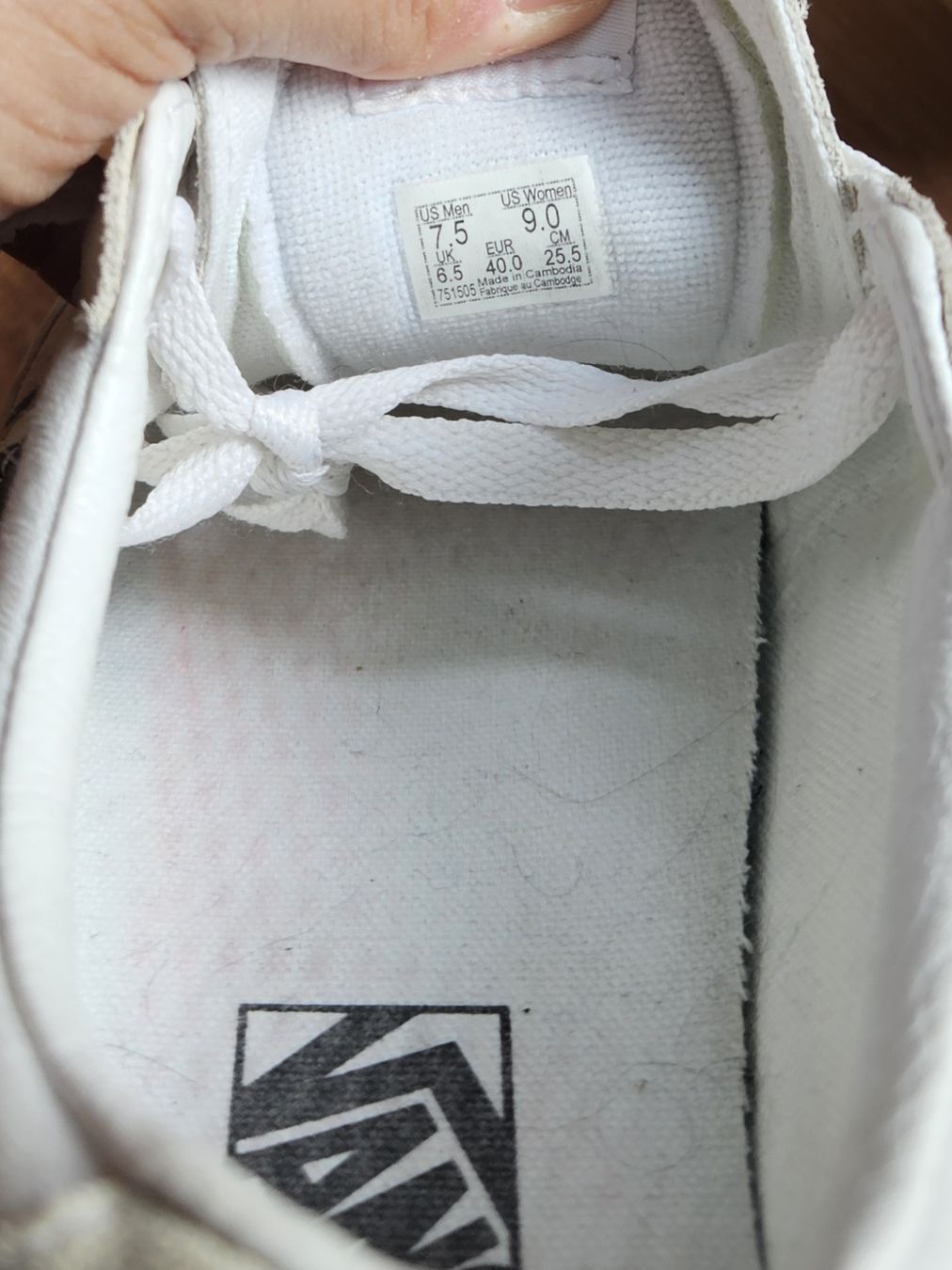 Scarpe da uomo: Vans taille 40 – Usato da Tramelan venduto da Vipers1 5