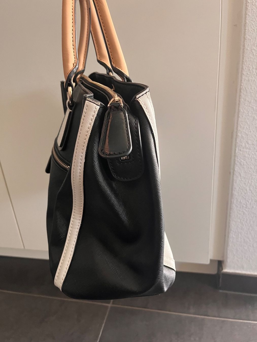 Guess Borse da donna: Guess Tasche – Usato da Hausen AG venduto da gse_88xs 2