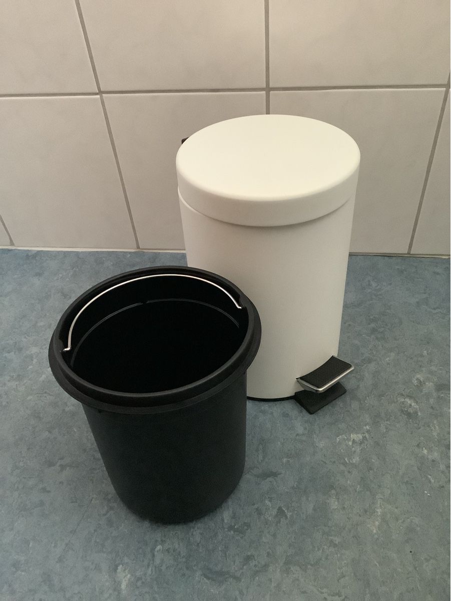 Poubelles: Abfalleimer – D'occasion à Chur par jk.84 2